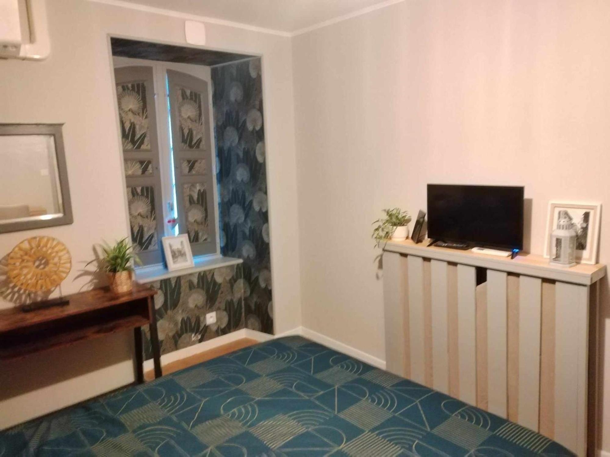 Chambre D'Hote Familiale De La Maison Bleue Lanvallay Bagian luar foto